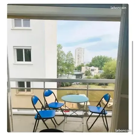 Cosy Centre Proche Tram, Parking Apartment Merignac (Gironde)
